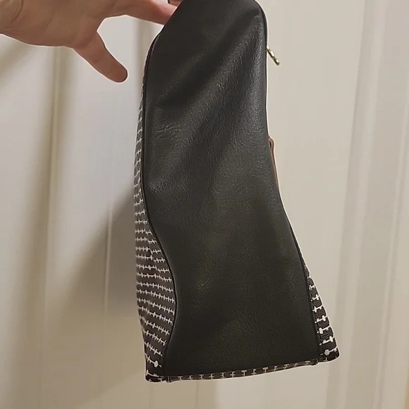 Fossil Vegan Leather Handbag Black Dotted Tote - Picture 3 of 11